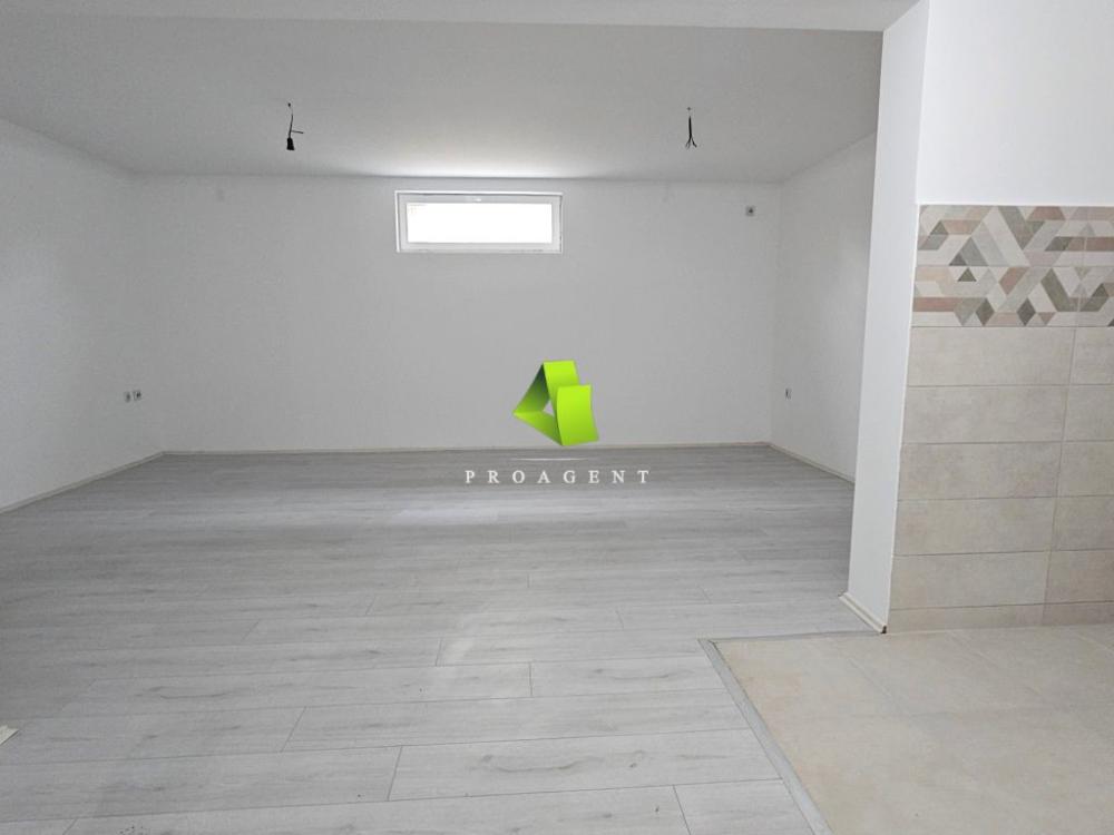 Slika 1 - Useljiv dvoiposoban stan u novogradnji, Pantelej ID#6498