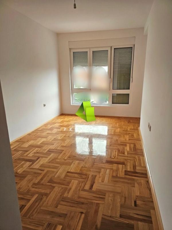 Slika 2 - Useljiv dvoiposoban stan u novogradnji u blizini Pantelejske crkve ID#6497