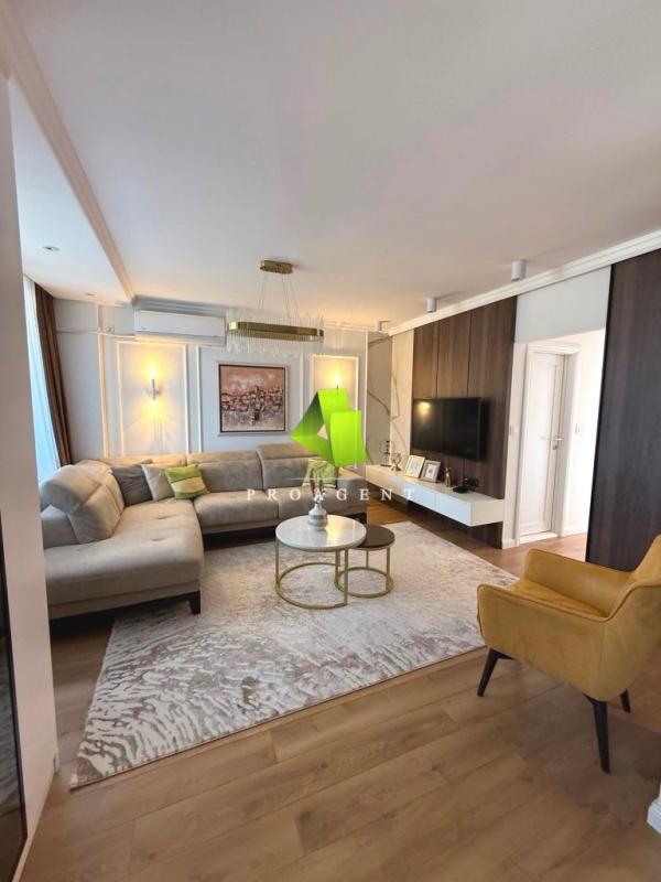 Slika 4 - Jedinstvena ponuda-luksuzan trosoban stan sa stvarima i garažom u  centru ID#6508