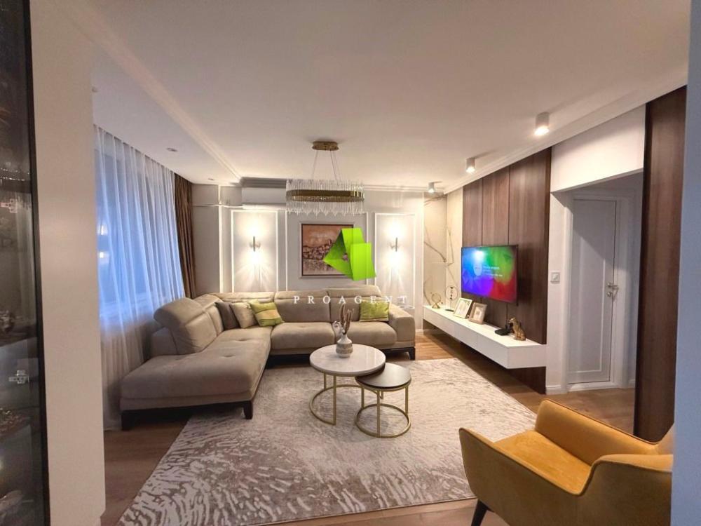 Glavna slika -Jedinstvena ponuda-luksuzan trosoban stan sa stvarima i garažom u  centru ID#6508