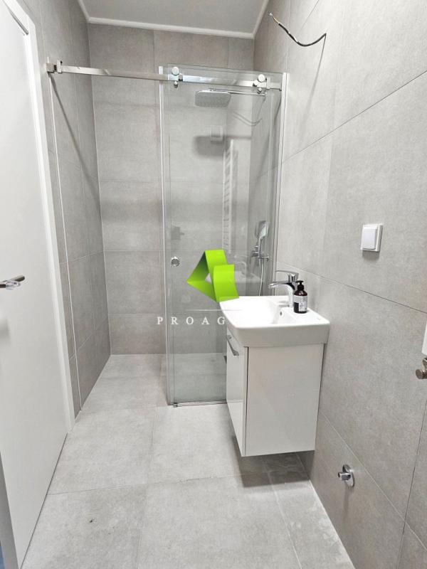 Slika 10 - Penthaus u modernom stambenom komplesku na Bulevaru Nemanjića ID#6285