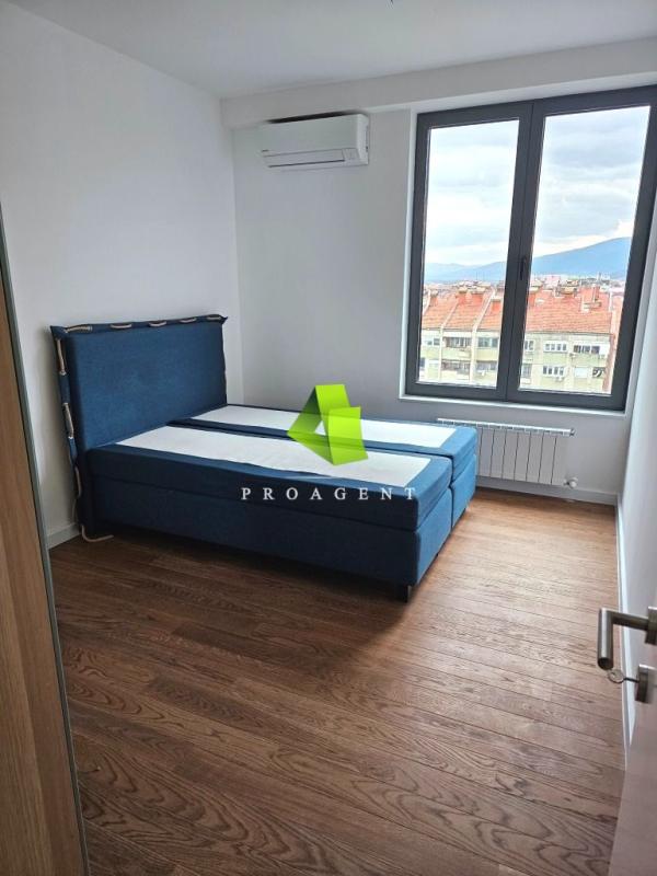 Slika 5 - Penthaus u modernom stambenom komplesku na Bulevaru Nemanjića ID#6285