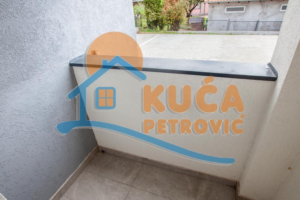 Slika 3 - Stan u zgradi, oglas ID p-08586