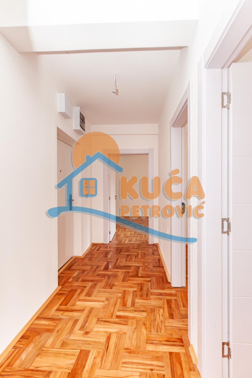 Slika 9 - Stan u zgradi, oglas ID p-08588