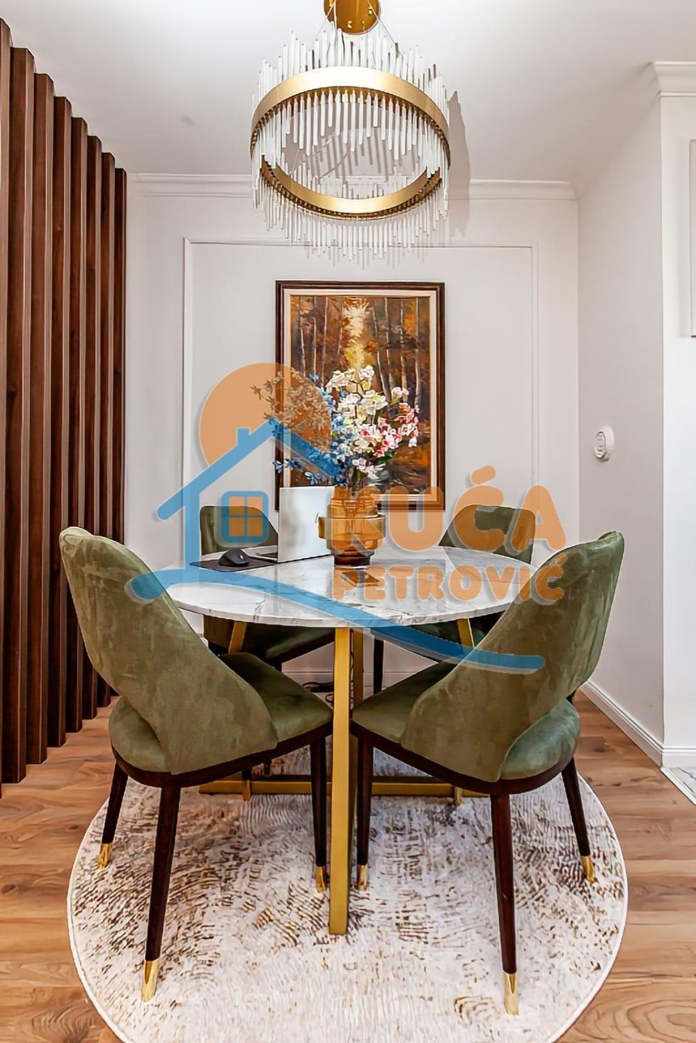 Slika 1 - Stan u zgradi, uknjižen, centralno grejanje, oglas ID p-014071