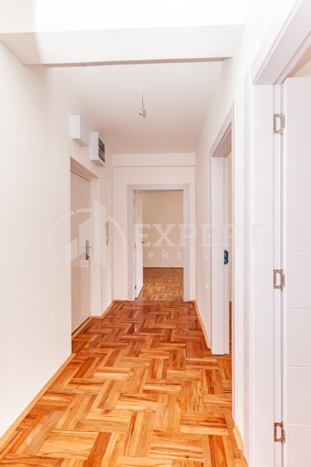 Slika 9 - Stan u zgradi, oglas ID p-08588