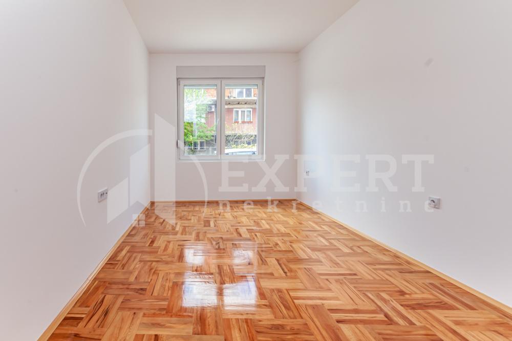 Slika 7 - Stan u zgradi, oglas ID p-08588