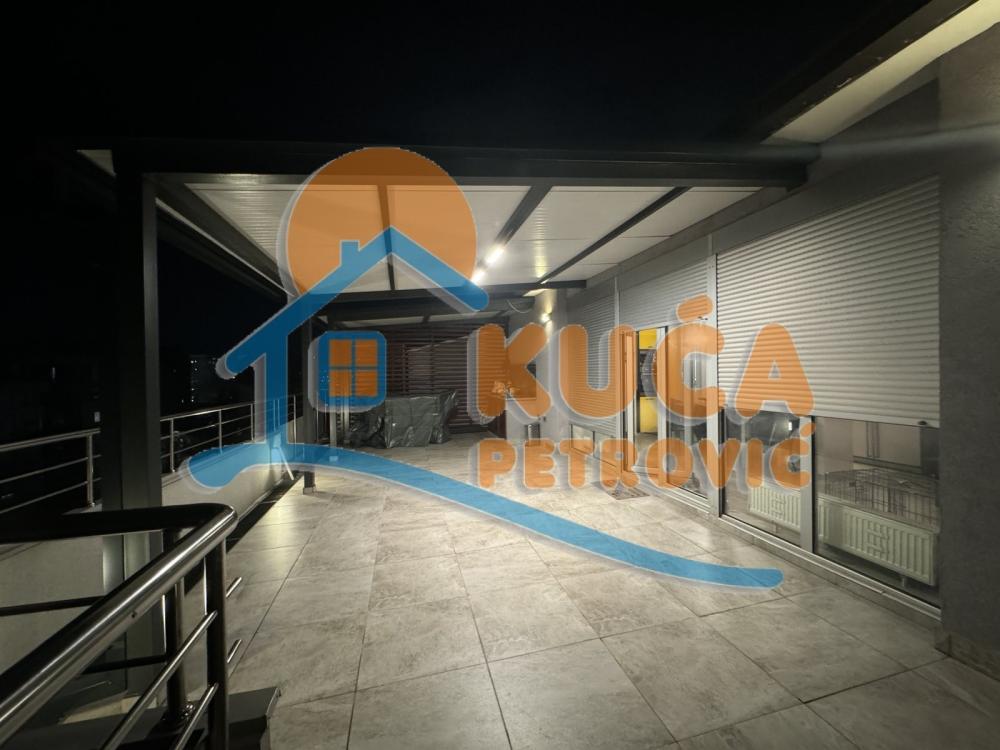 Slika 7 - Stan u zgradi, uknjižen, centralno grejanje, oglas ID p-014153