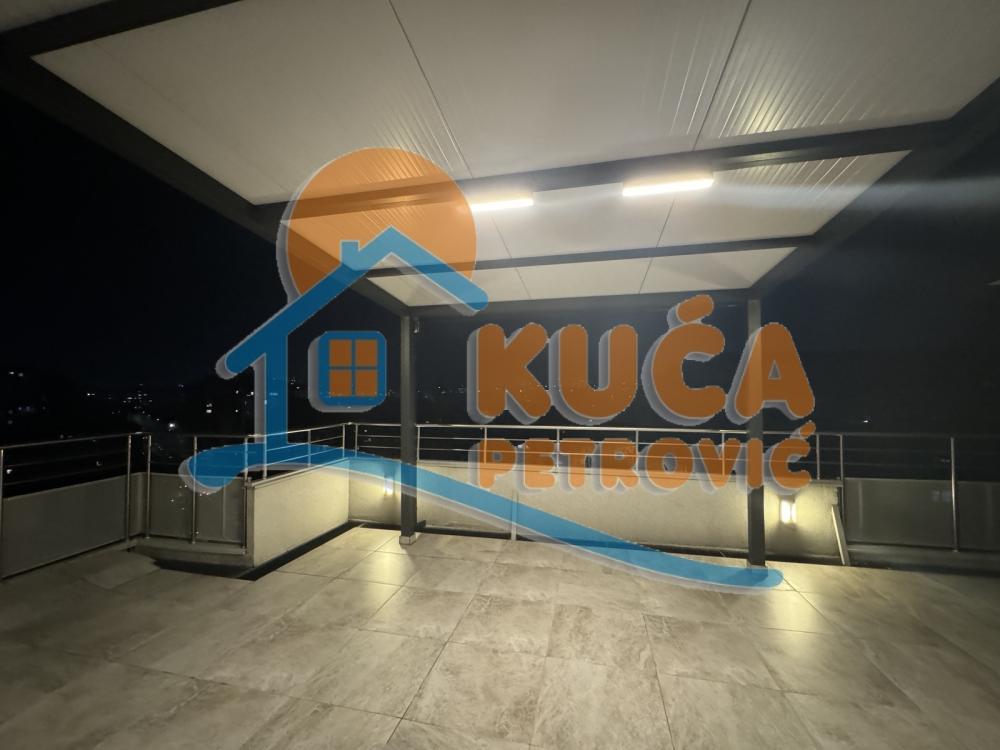 Slika 6 - Stan u zgradi, uknjižen, centralno grejanje, oglas ID p-014153