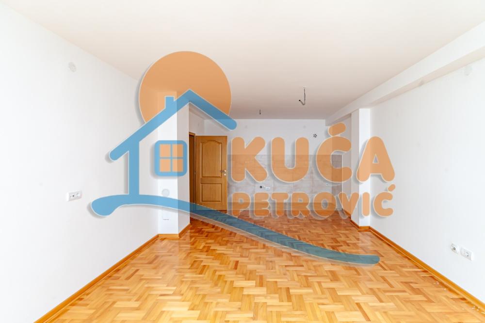 Slika 1 - Stan u zgradi, novogradnja, uknjižen, oglas ID p-014131