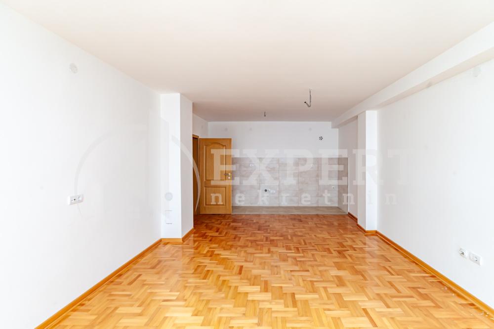 Slika 1 - Stan u zgradi, novogradnja, uknjižen, oglas ID p-014131