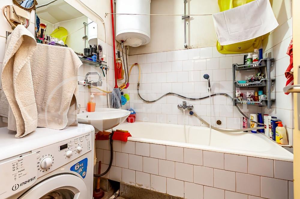 Slika 9 - Stan u zgradi, uknjižen, centralno grejanje, oglas ID p-014123