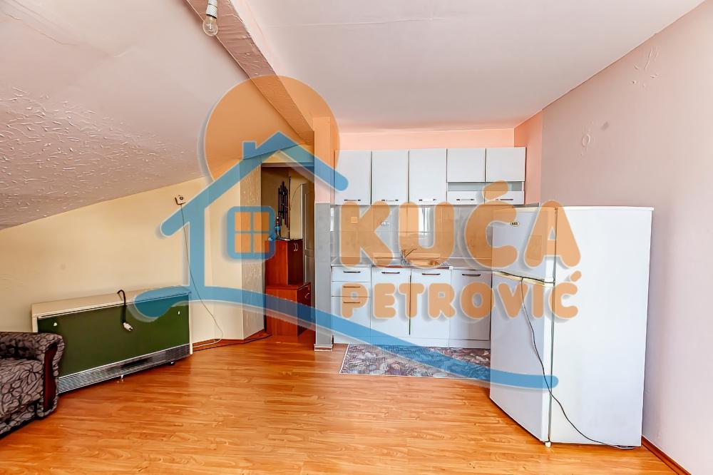 Slika 2 - Stan u zgradi, uknjižen, oglas ID p-014190