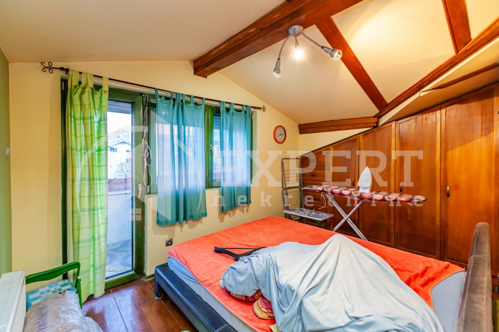 Slika 10 - Stan u zgradi, uknjižen, centralno grejanje, oglas ID p-014211