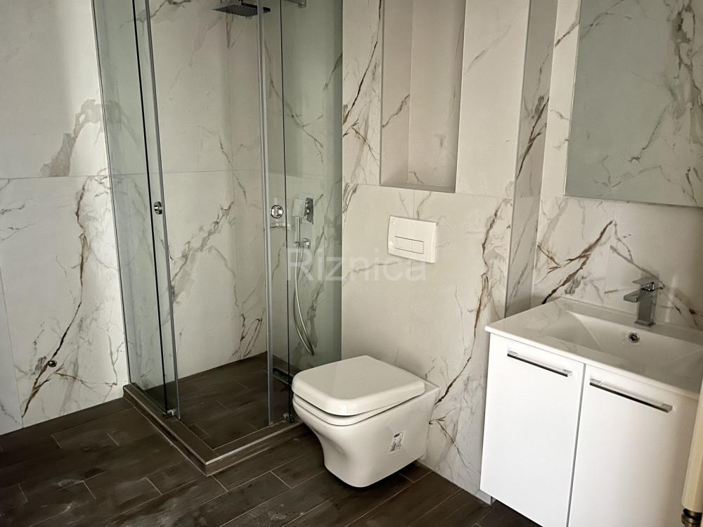 Slika 7 - Prodaja četvorosobnog stana, Čair Niš, terasa