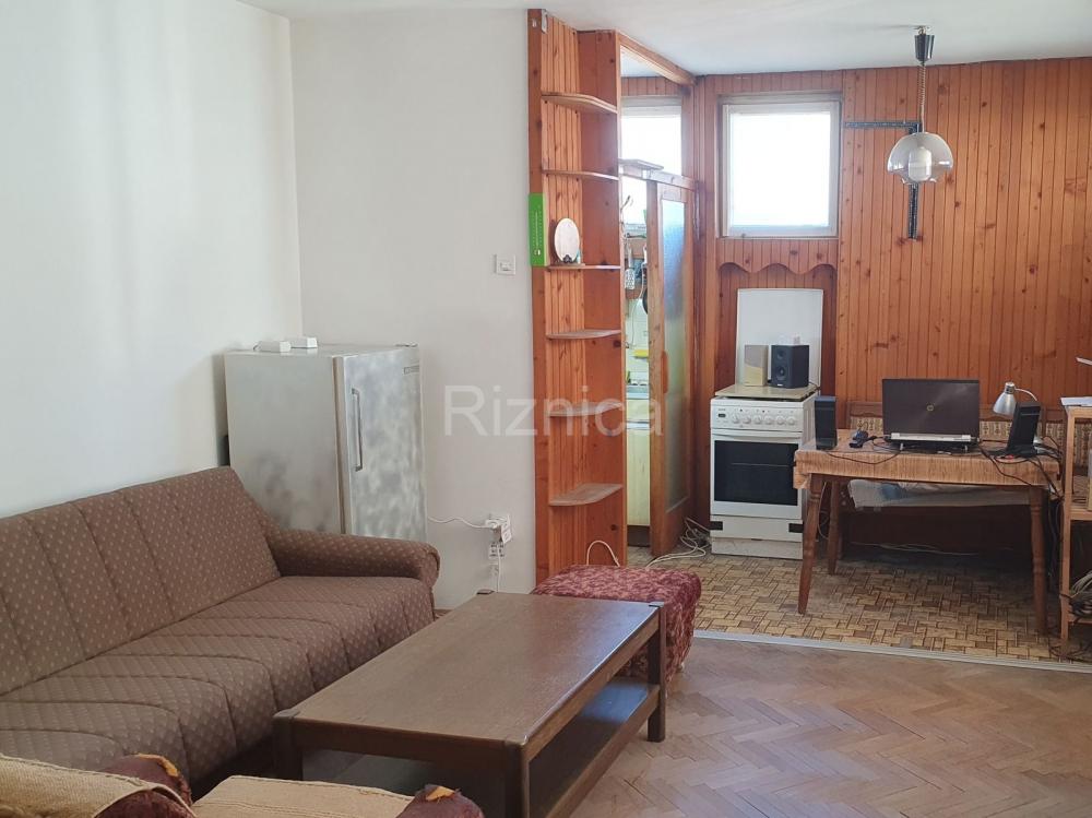 Slika 2 - Prodaja dvoiposobnog stana, Čair Niš, terasa