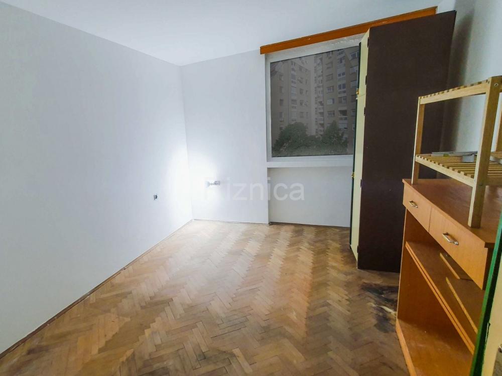 Slika 4 - Prodaja dvoiposobnog stana, Čair Niš, terasa