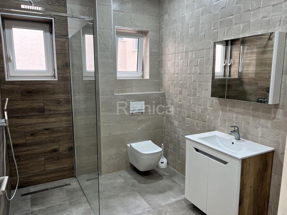 Slika 8 - Prodaja trosobnog stana, Pantelej Niš, parking