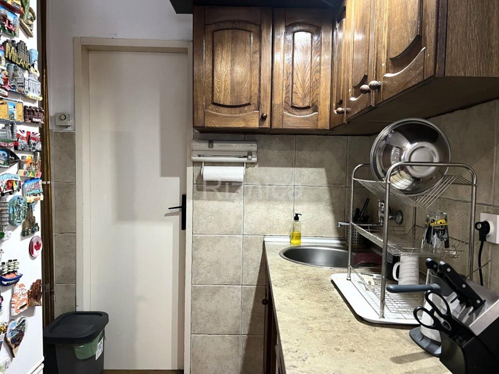 Slika 11 - Prodaja troiposobnog stana, Duvanište Niš, terasa