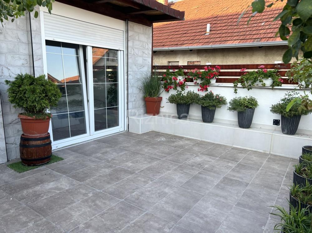 Slika 4 - Prodaja troiposobnog stana, Duvanište Niš, terasa