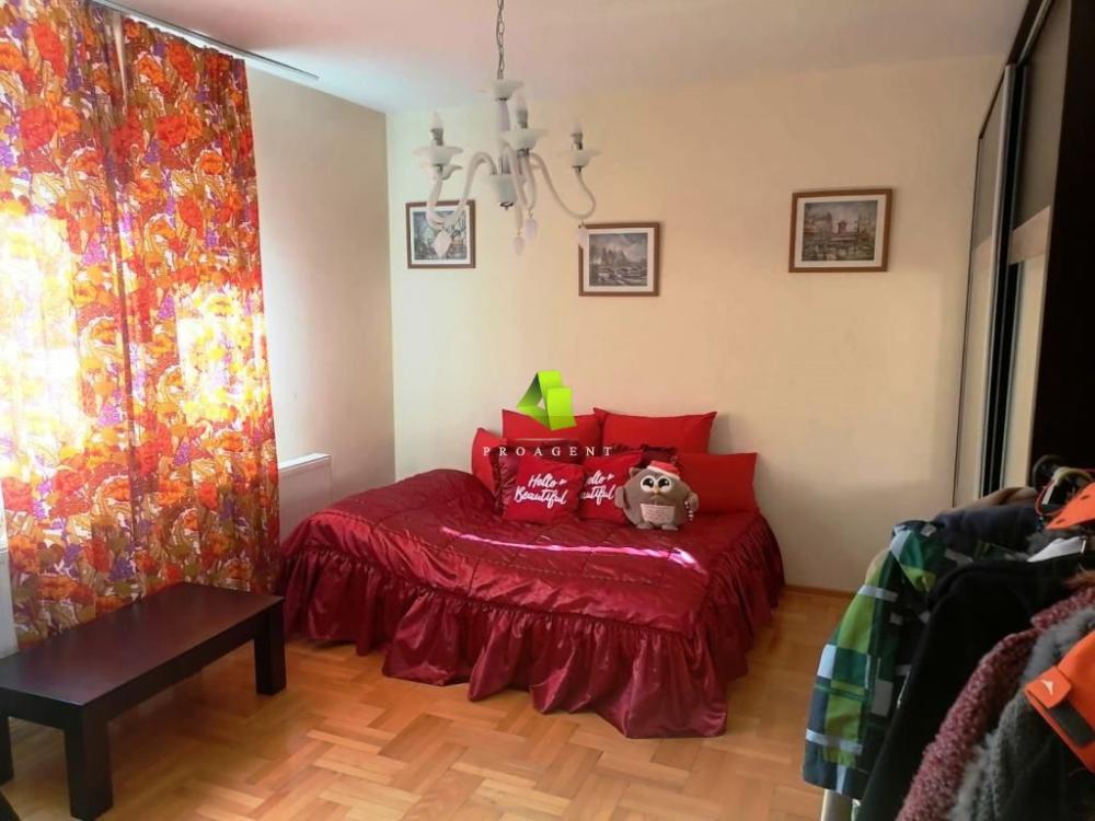 Slika 6 - Porodičan trosoban stan na Paliluli ID#6659