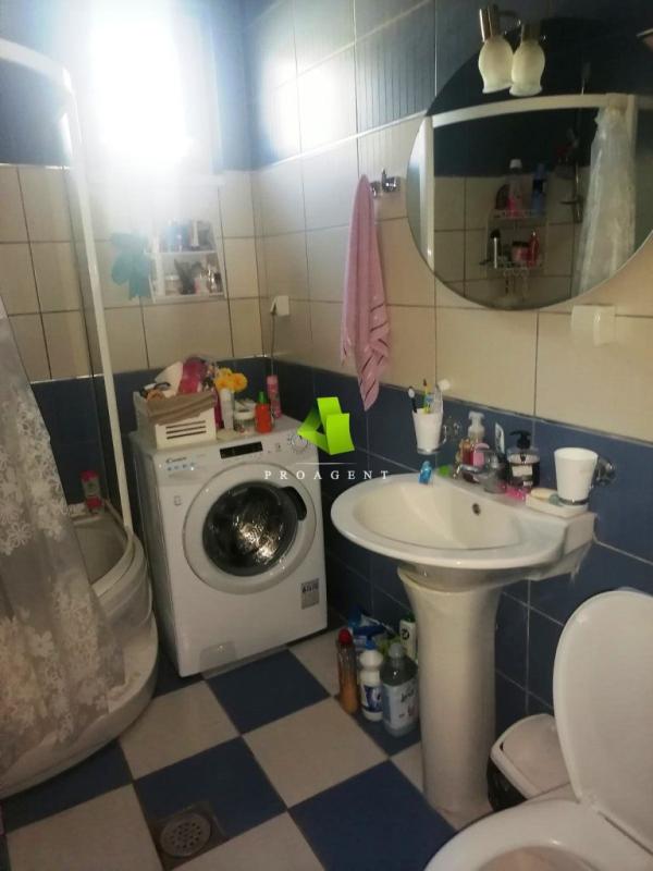 Slika 10 - Porodičan trosoban stan na Paliluli ID#6659