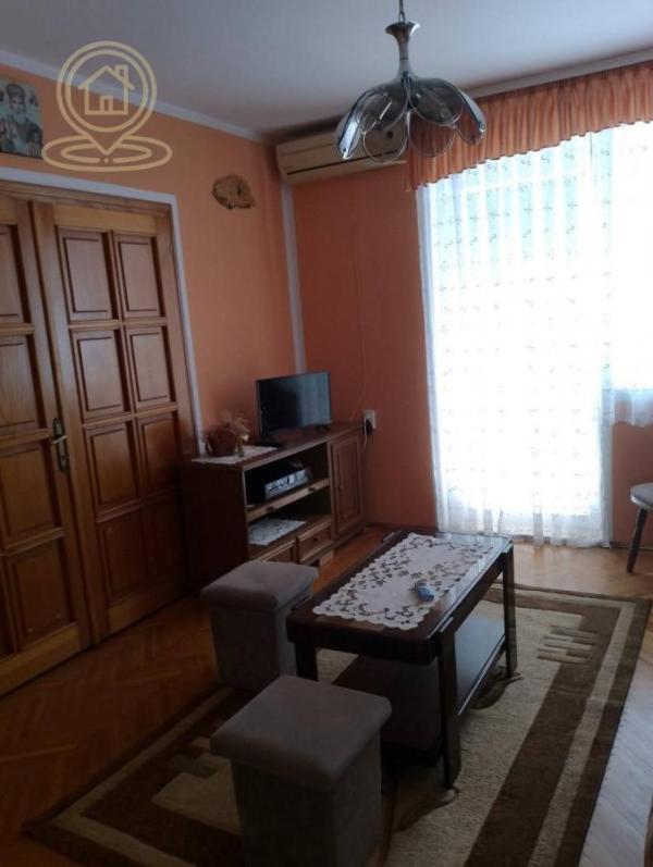 Slika 1 - Na prodaju 2.5-soban stan – Obilićev venac, Niš