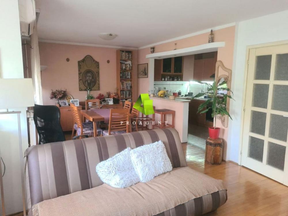 Slika 1 - Odlična ponuda-polunamešten troiposoban stan na Paliluli ID#6684