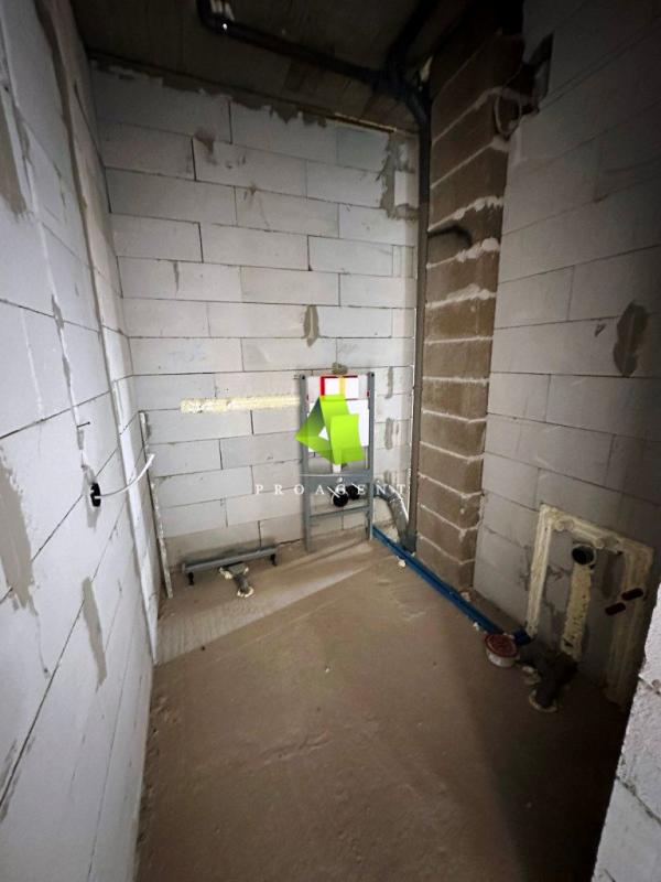 Slika 1 - Kvalitetan nov trosoban stan sa PDV-om u centru ID#6700