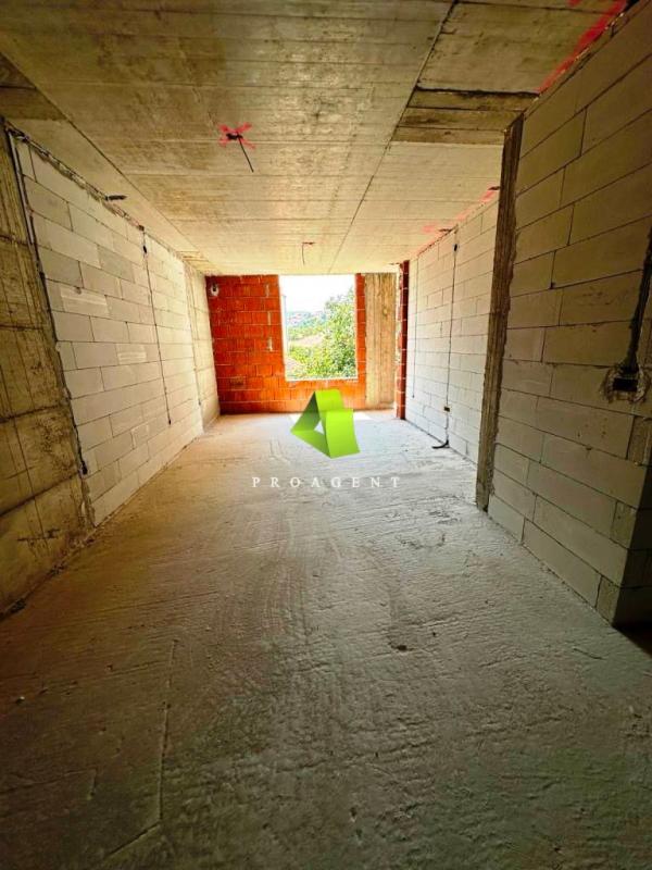 Slika 7 - Kvalitetan nov četvorosoban stan sa PDV-om u centru ID#6699