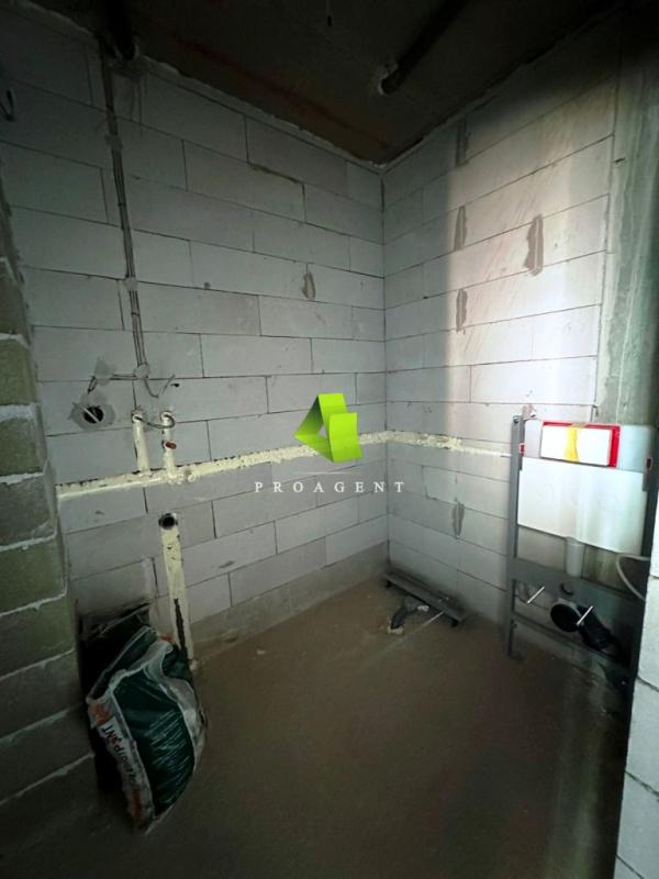 Slika 9 - Kvalitetan nov trosoban stan sa PDV-om u centru ID#6703