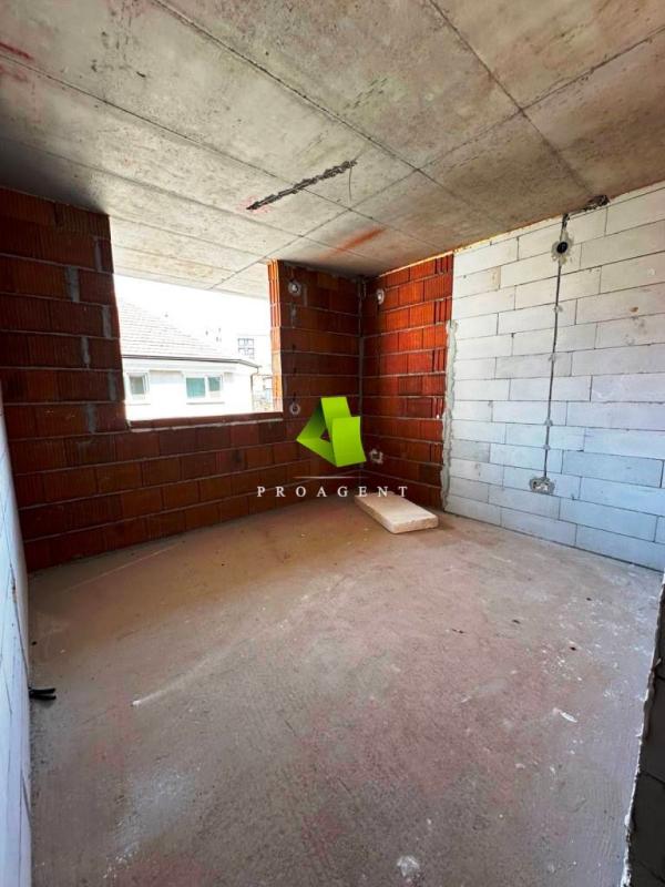 Slika 4 - Kvalitetan nov trosoban stan sa PDV-om u centru ID#6703