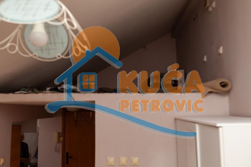 Slika 4 - Garsonjera, oglas ID p-014338