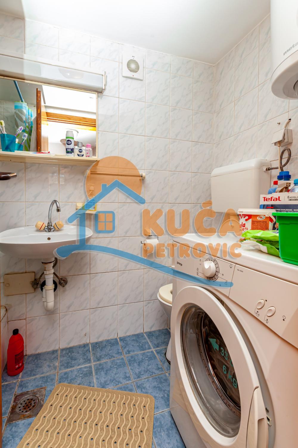 Slika 8 - Garsonjera, oglas ID p-014338