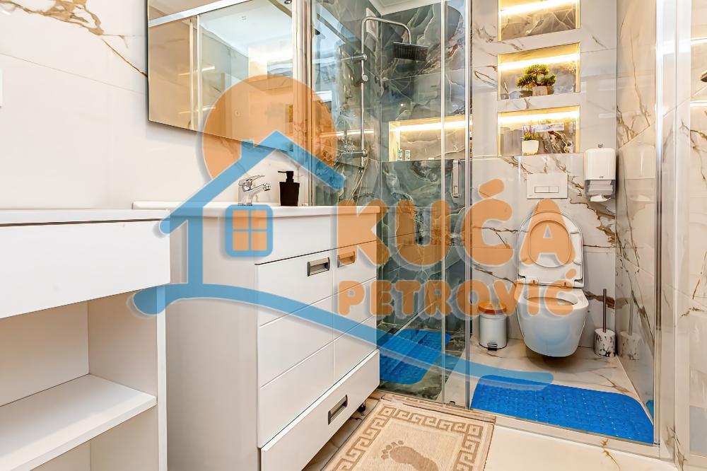 Slika 9 - Stan u zgradi, novogradnja, grejanje na struju, oglas ID p-014280