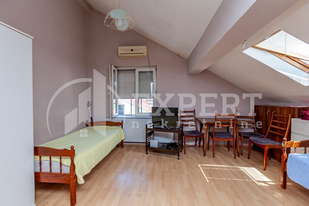 Glavna slika -Garsonjera, oglas ID p-014338