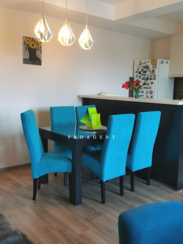 Slika 1 - Dvoiposoban stan bez ulaganja sa ugradnim elementima i parking mestom u blizini OŠ ´Učitelj Tasa´ ID#6738