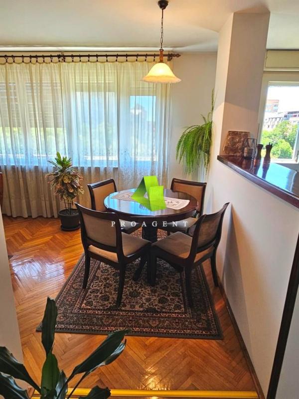 Slika 8 - Trosoban stan sa lepim pogledom u centru grada ID#6740