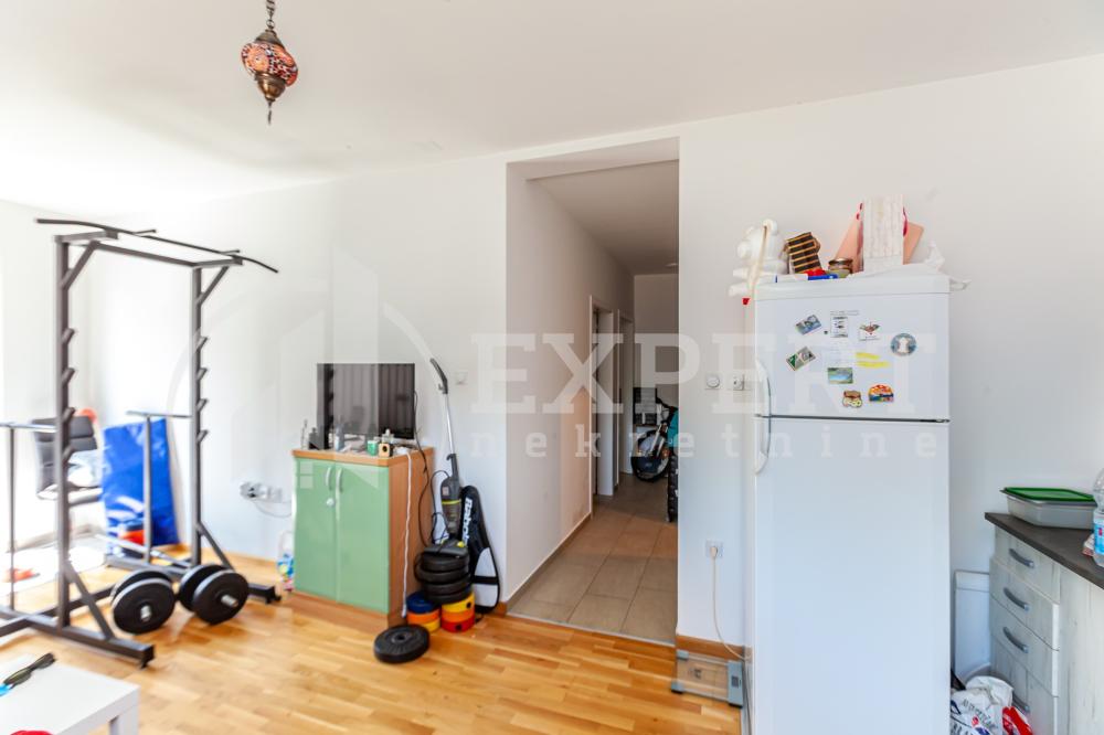 Slika 11 - Stan u zgradi, uknjižen, oglas ID p-014311