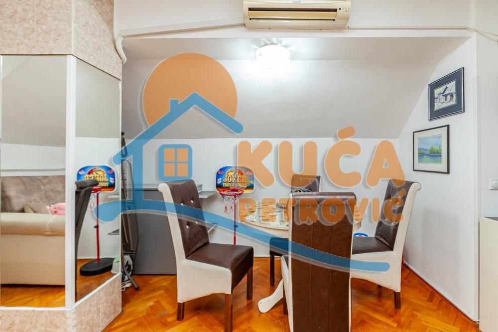 Slika 2 - Stan u zgradi, uknjižen, centralno grejanje, oglas ID p-014387