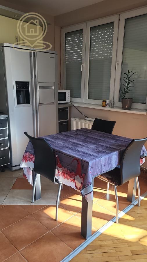 Slika 5 - Na prodaju četvorosoban stan – Svetosavski park, Niš