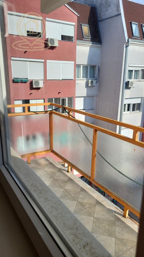 Slika 6 - Na prodaju četvorosoban stan – Svetosavski park, Niš