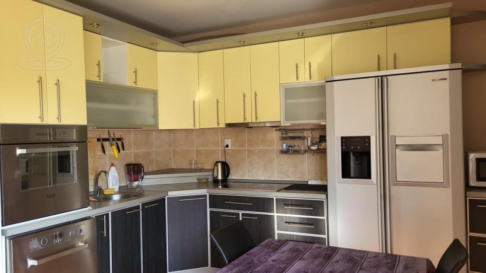 Slika 4 - Na prodaju četvorosoban stan – Svetosavski park, Niš