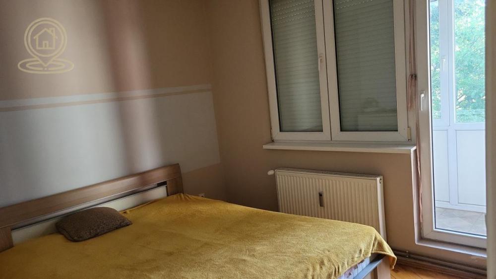 Slika 9 - Na prodaju četvorosoban stan – Svetosavski park, Niš