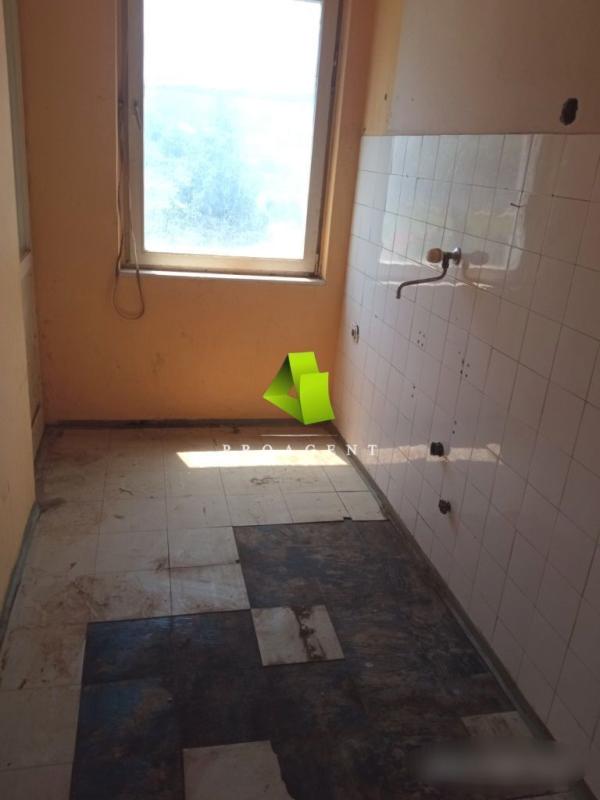 Slika 3 - Dvosoban stan za renoviranje kod Bogoslovije ID#6770