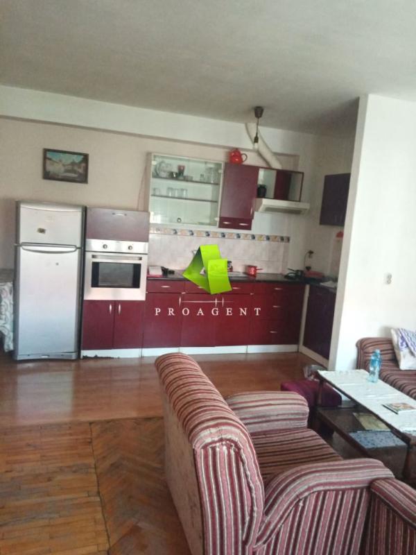 Slika 1 - Retko u ponudi-četvorosoban stan u centru ID#6774