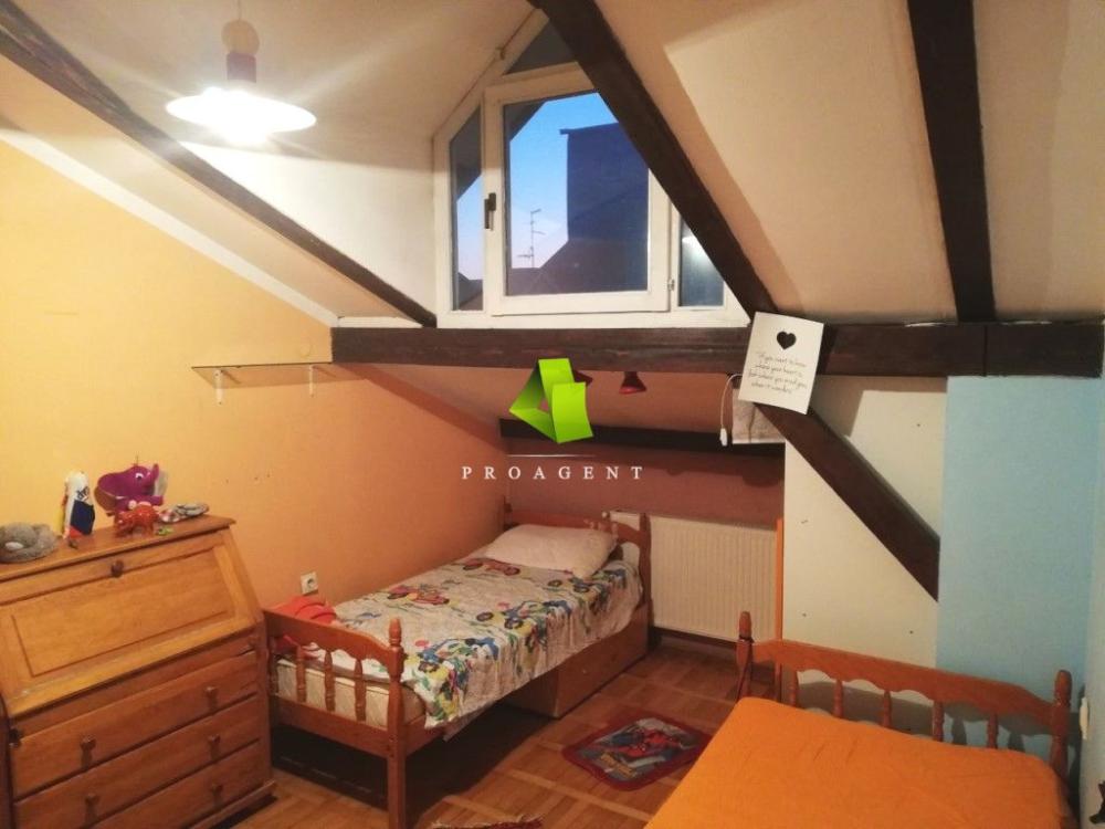 Slika 9 - Retko u ponudi-četvorosoban stan u centru ID#6774