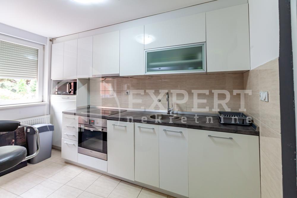 Slika 6 - Stan u zgradi, novogradnja, uknjižen, oglas ID p-014476