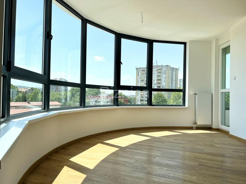 Slika 2 - Prodaja trosobnog stana, Trošarina Niš, terasa