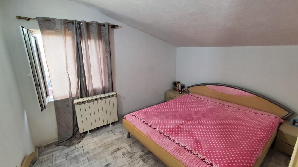 Slika 6 - Izdajen namešten stan u centru Nisa